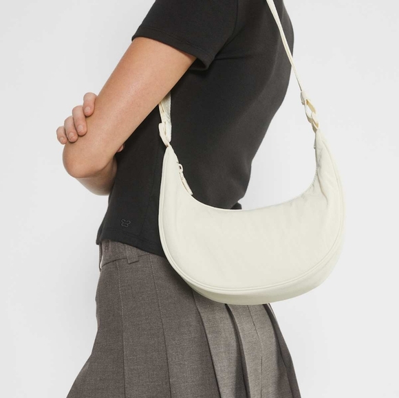 Handbags - Aritzia Phoebe Mini Bag